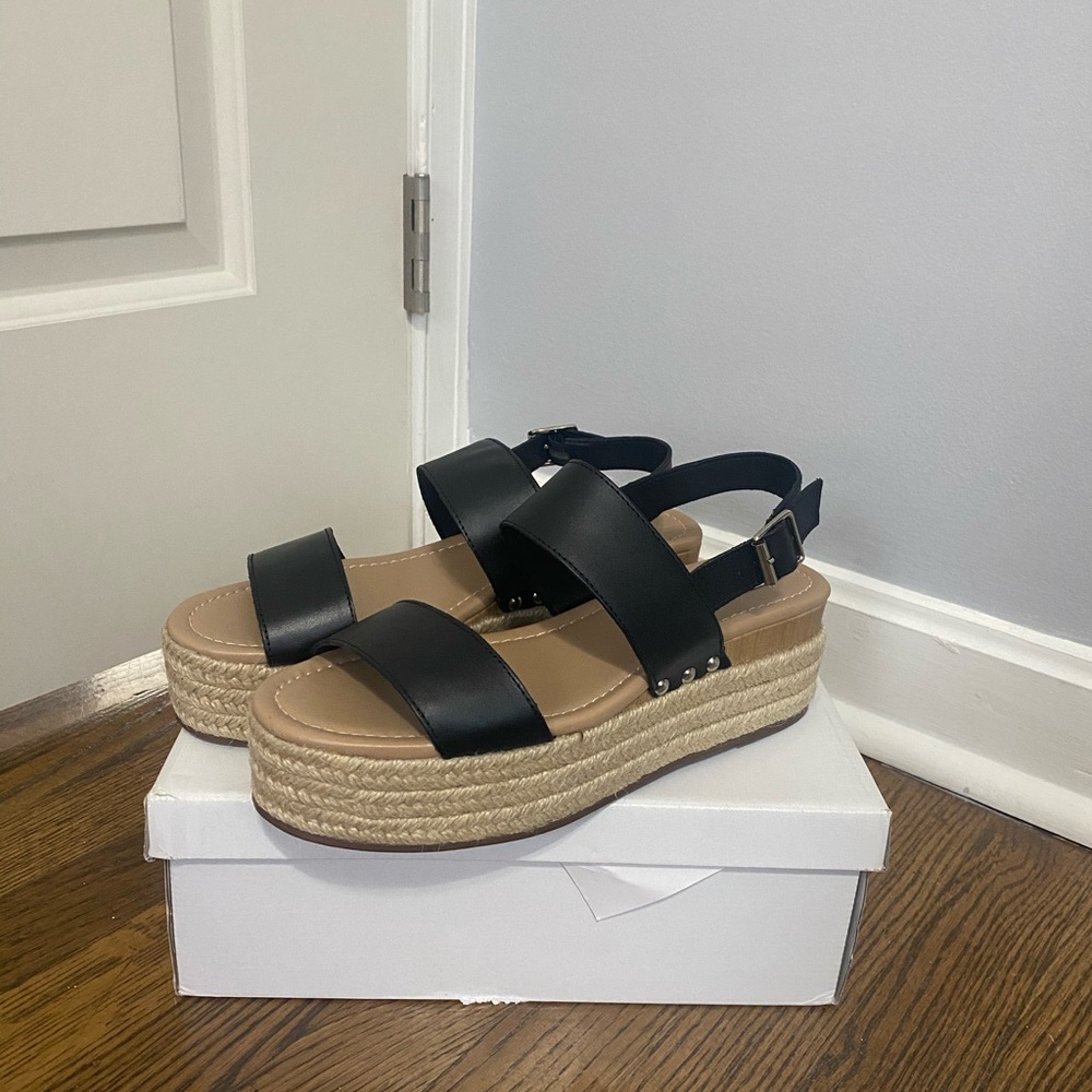 Black Leather Steve Madden Platform Sandals